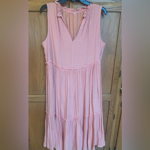 Dresses & Skirts - Light Pink Sleeveless Tiered Maxi Dress